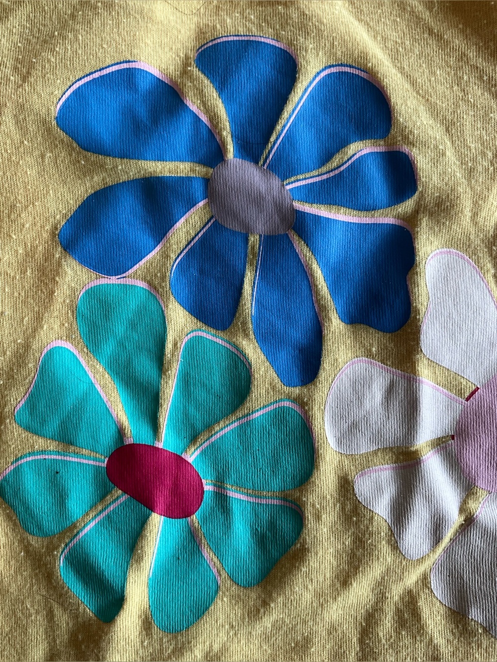 Small Dog Flower Applique Cover Shirt - Picture 2 of 3